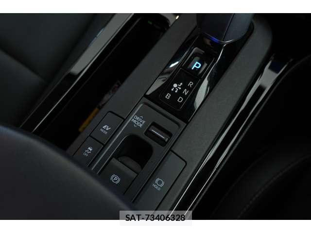 Toyota PRIUS 2023-10 7223825-25
