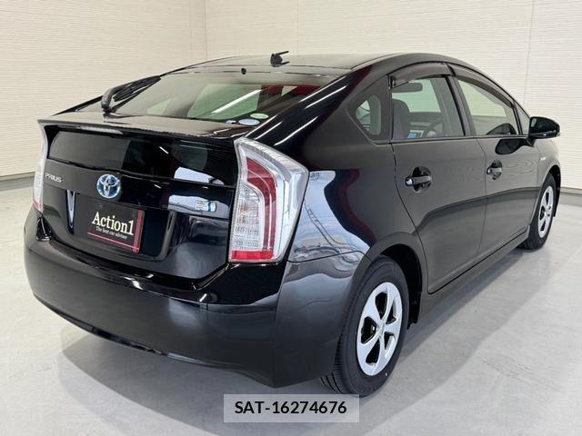 Toyota PRIUS 2013-10 7223673-5