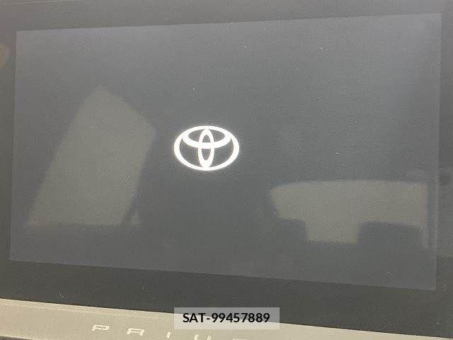 Toyota PRIUS 2023-03 7223805-2