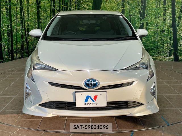 Toyota PRIUS 2015-12 7223682-13
