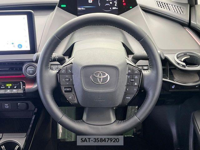Toyota PRIUS 2024-08 7223845-11