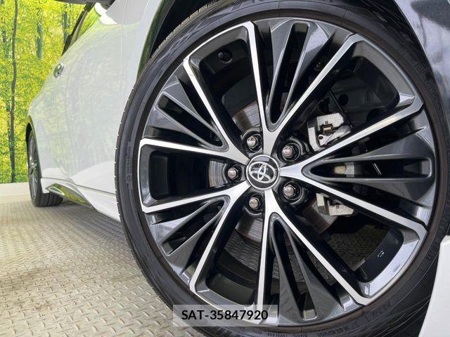 Toyota PRIUS 2024-08 7223845-13