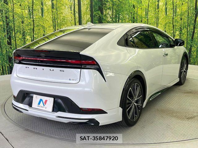 Toyota PRIUS 2024-08 7223845-17