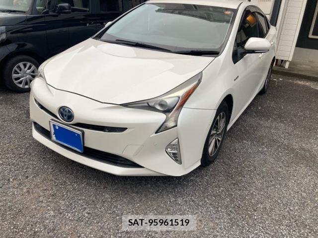 Toyota PRIUS 2018-01 7218164-0