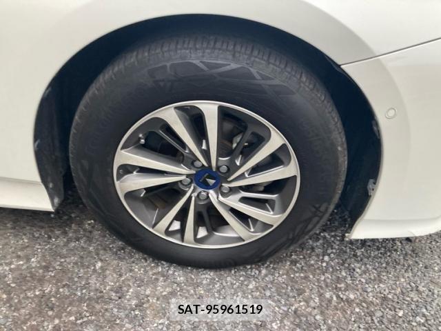 Toyota PRIUS 2018-01 7218164-6