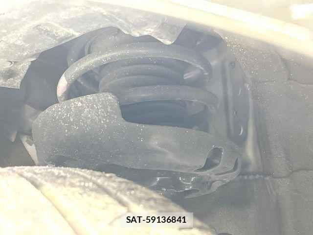 Toyota PRIUS 2023-12 7223830-19