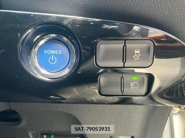 Toyota PRIUS 2016-02 7223689-14