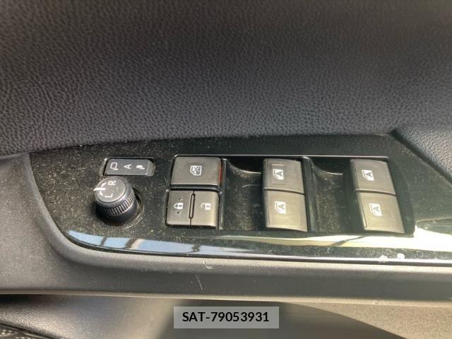 Toyota PRIUS 2016-02 7223689-17