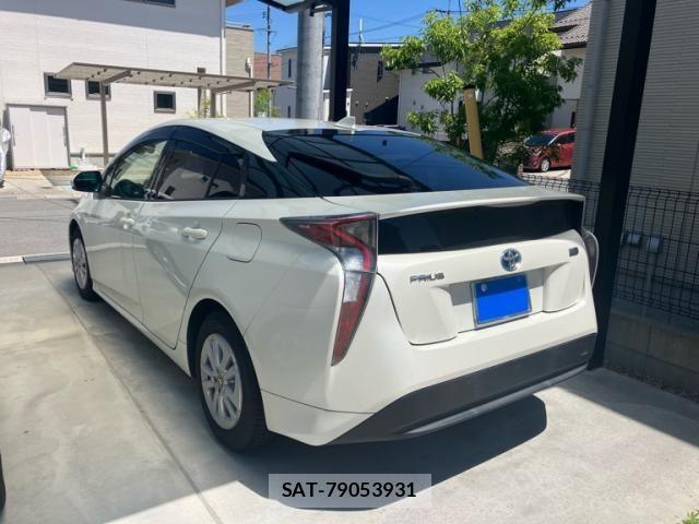 Toyota PRIUS 2016-02 7223689-3