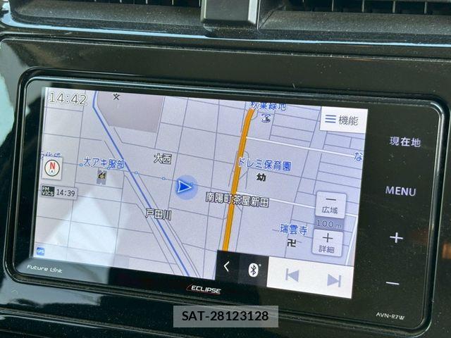 Toyota PRIUS 2017-07 7223730-13