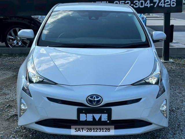 Toyota PRIUS 2017-07 7223730-1