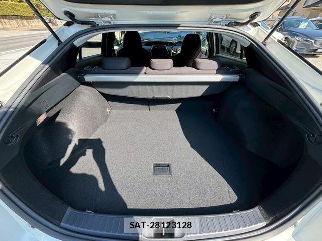Toyota PRIUS 2017-07 7223730-20