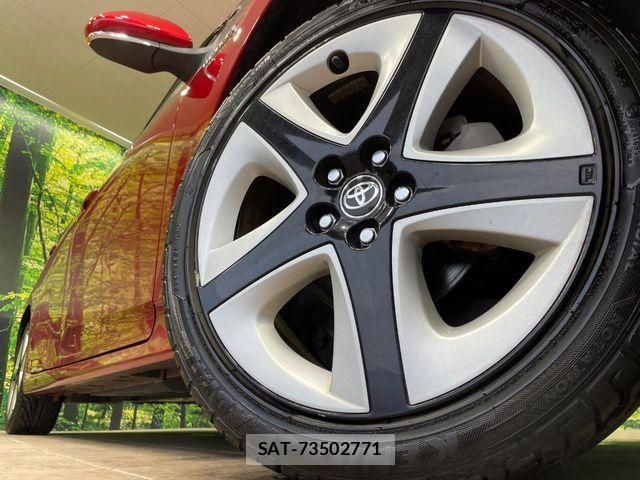 Toyota PRIUS 2018-03 7223742-12