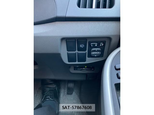 Toyota PRIUS 2010-07 7223628-15