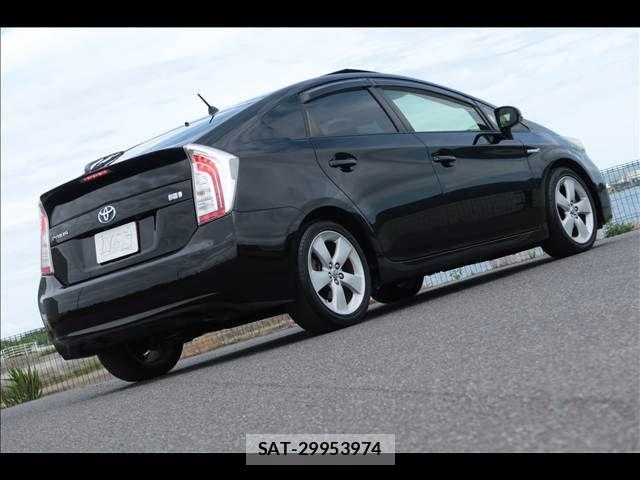 Toyota PRIUS 2013-02 7223656-7