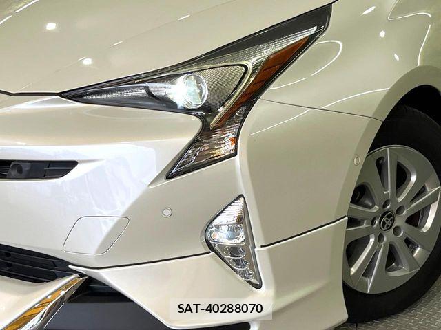 Toyota PRIUS 2017-04 7223717-11