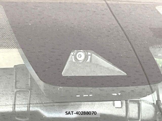 Toyota PRIUS 2017-04 7223717-2