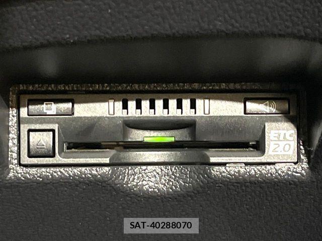 Toyota PRIUS 2017-04 7223717-4