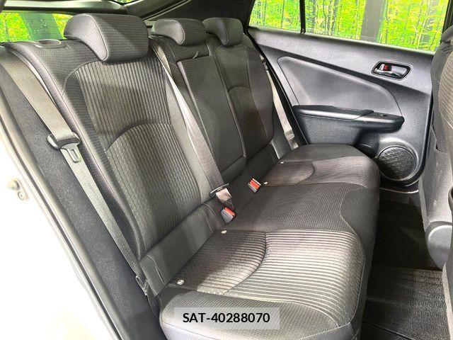 Toyota PRIUS 2017-04 7223717-8