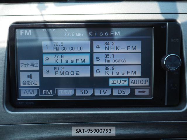 Toyota PRIUS 2014-03 7223674-14