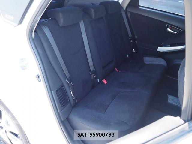 Toyota PRIUS 2014-03 7223674-19