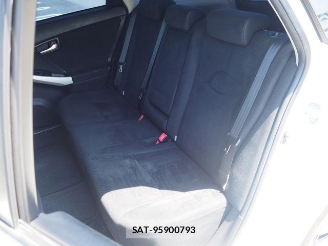 Toyota PRIUS 2014-03 7223674-20
