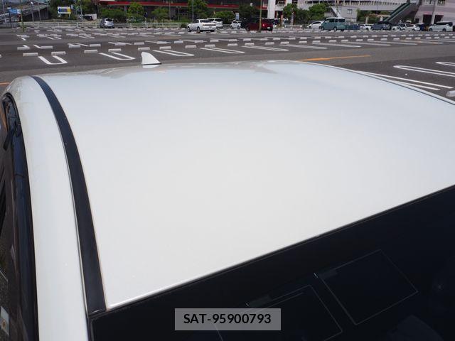 Toyota PRIUS 2014-03 7223674-27