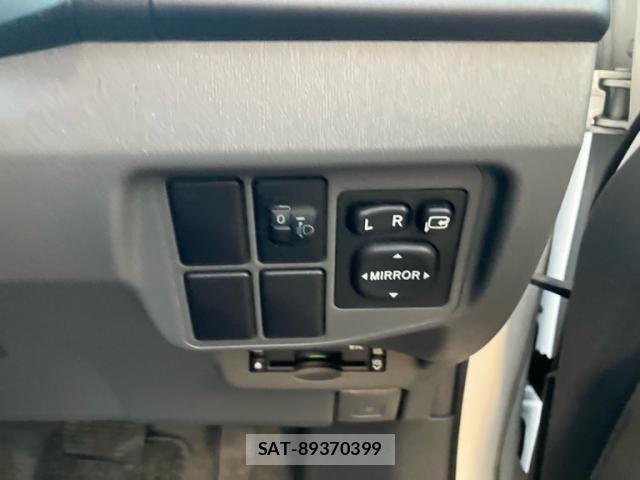 Toyota PRIUS 2009-11 7216638-10