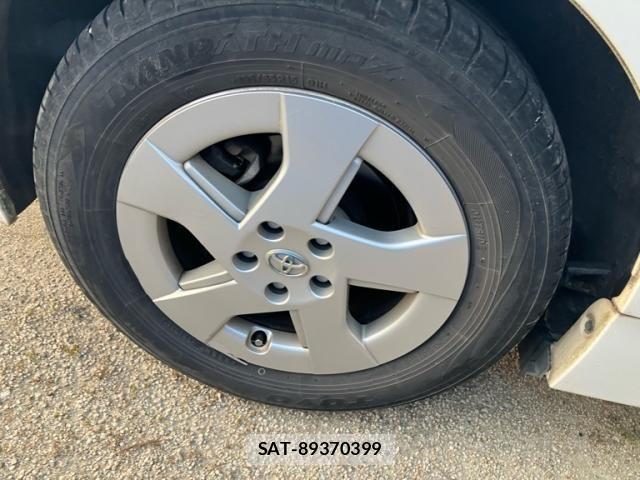 Toyota PRIUS 2009-11 7216638-4