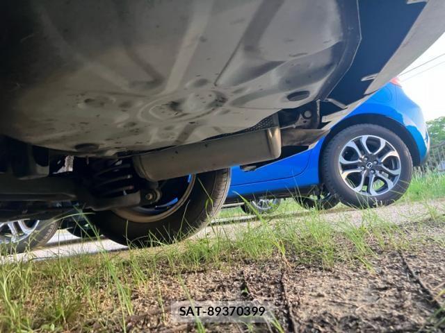 Toyota PRIUS 2009-11 7216638-7
