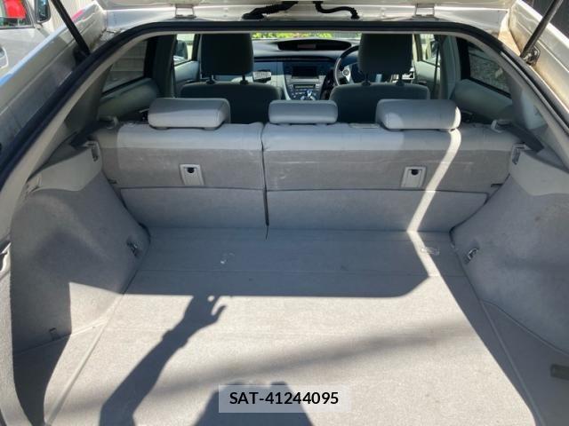 Toyota PRIUS 2010-03 7216331-13