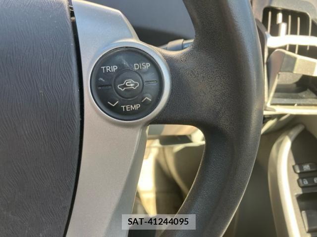 Toyota PRIUS 2010-03 7216331-17