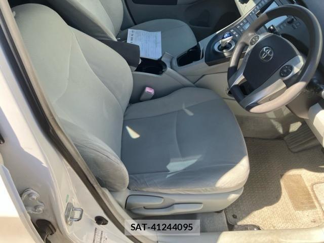 Toyota PRIUS 2010-03 7216331-7