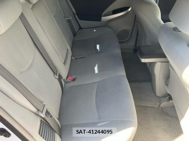 Toyota PRIUS 2010-03 7216331-8