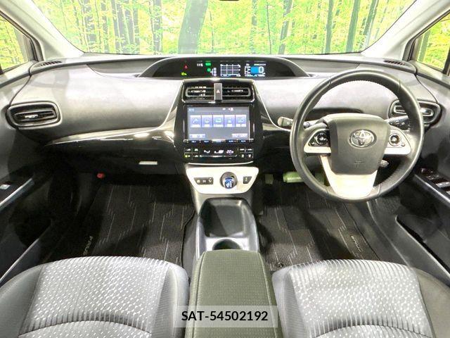 Toyota PRIUS 2016-09 7223705-1