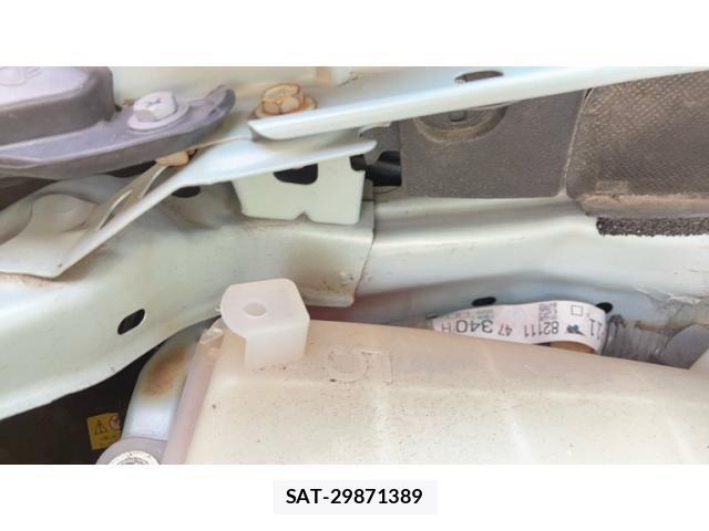 Toyota PRIUS 2010-09 7218176-23