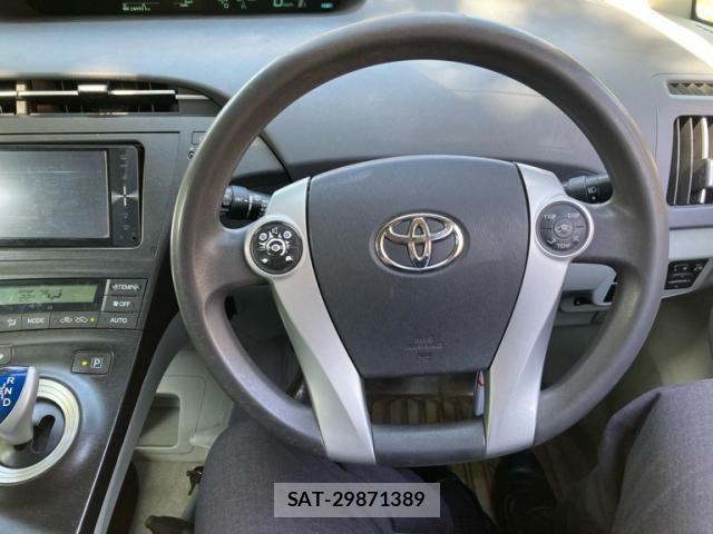Toyota PRIUS 2010-09 7218176-7