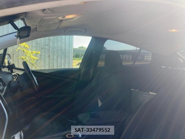 Toyota PRIUS 2018-03 7223745-10
