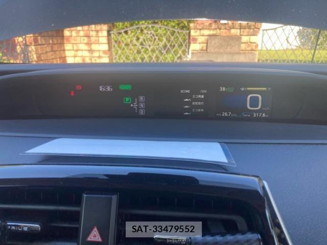 Toyota PRIUS 2018-03 7223745-16