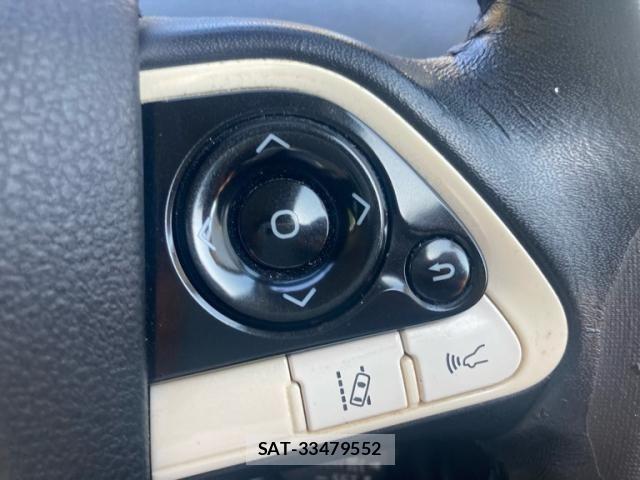 Toyota PRIUS 2018-03 7223745-21