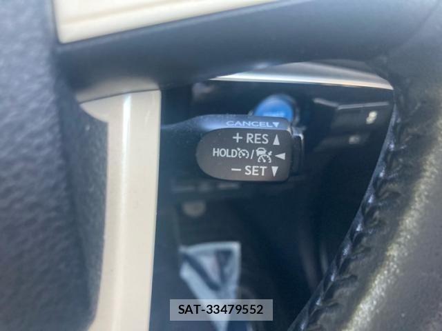 Toyota PRIUS 2018-03 7223745-22