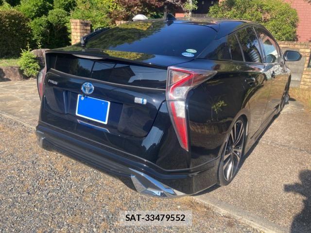Toyota PRIUS 2018-03 7223745-2
