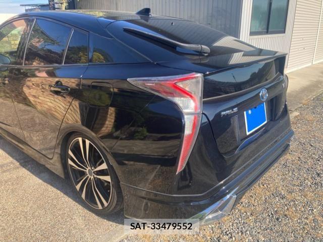 Toyota PRIUS 2018-03 7223745-3