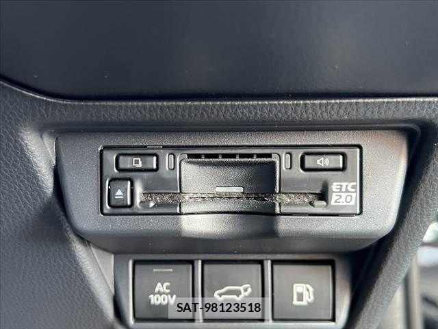 Toyota PRIUS 2025-10 7223864-4