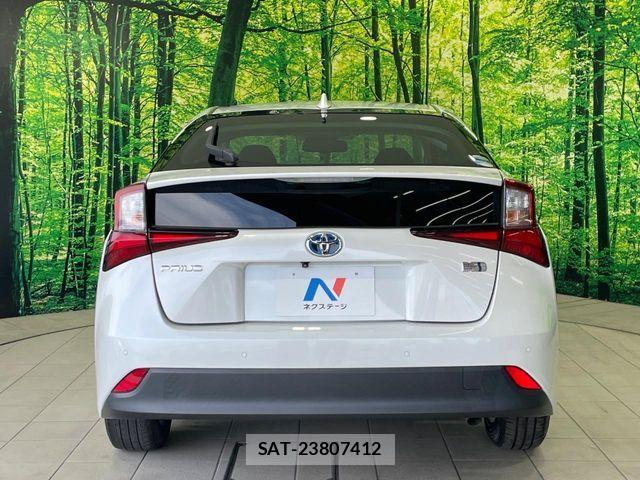 Toyota PRIUS 2021-01 7216622-14
