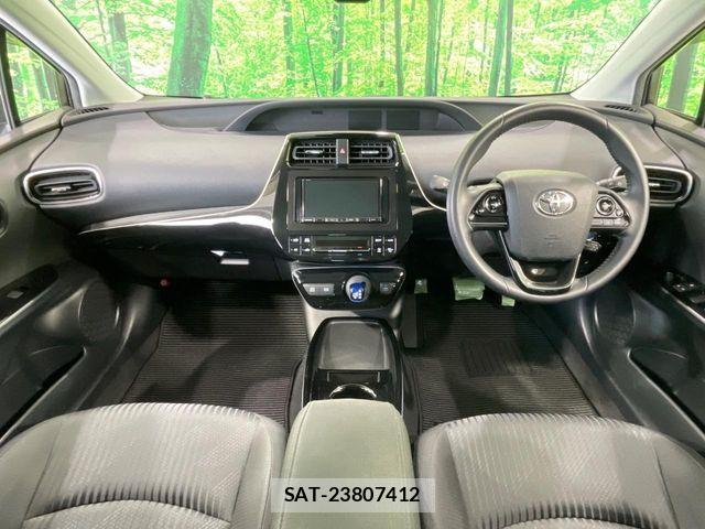 Toyota PRIUS 2021-01 7216622-1