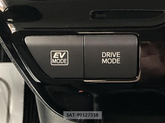 Toyota PRIUS 2021-03 7223783-15