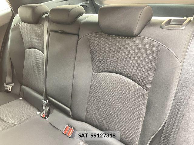Toyota PRIUS 2021-03 7223783-21