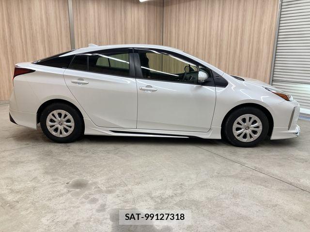Toyota PRIUS 2021-03 7223783-24