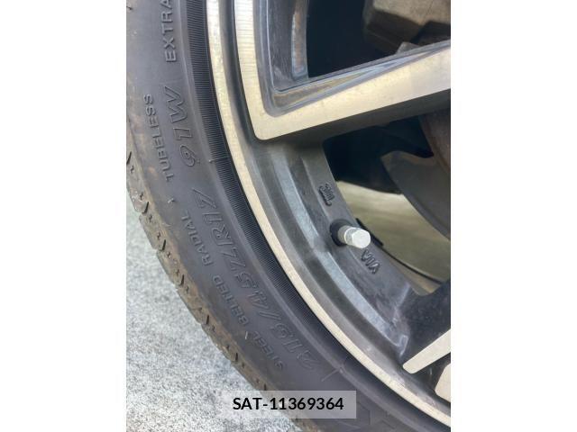 Toyota PRIUS 2015-12 7216493-10